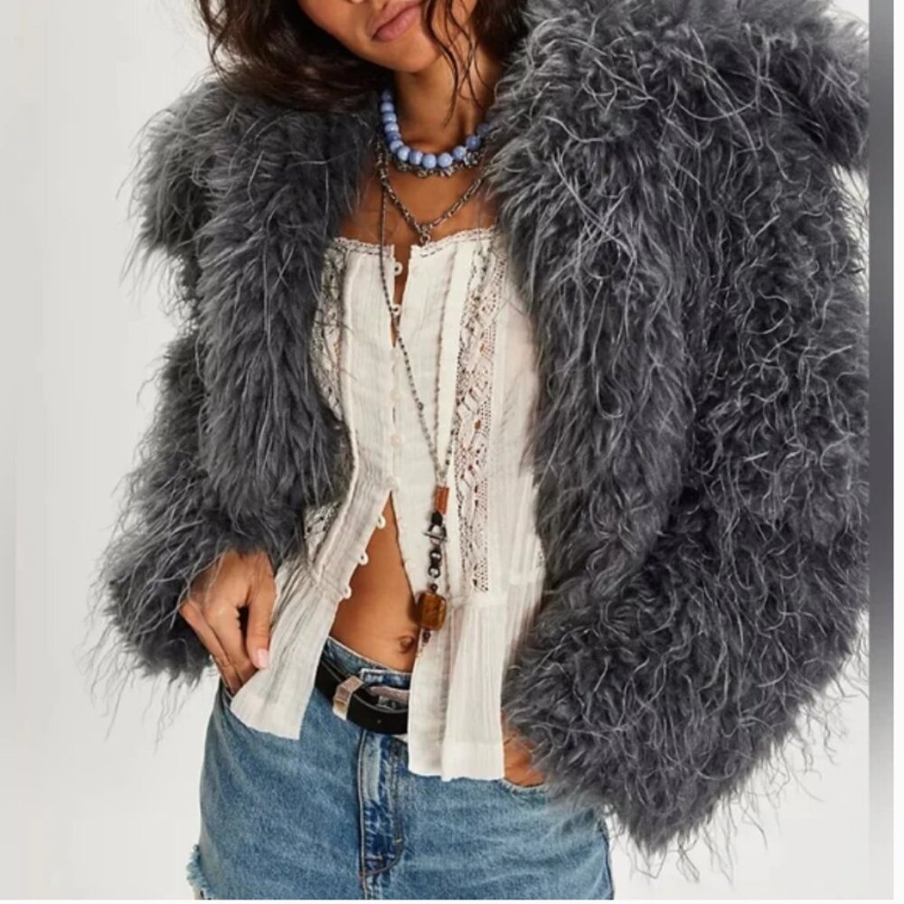 Free People New Moonlight Faux Fur Extra Soft Oversized Grey Jacket size Large